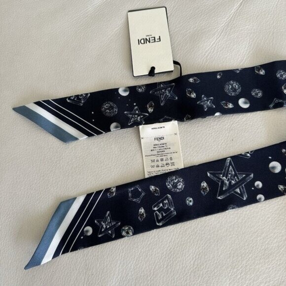 NEW FENDI TWILL SCARF SILK BLUE PLANETS STARS 100% Authentic - Picture 5 of 8